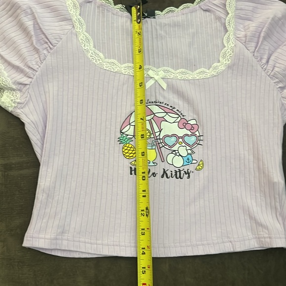 New Hello Kitty Shein Lavender Lace Trim Crop Top Size XL - Picture 5 of 5